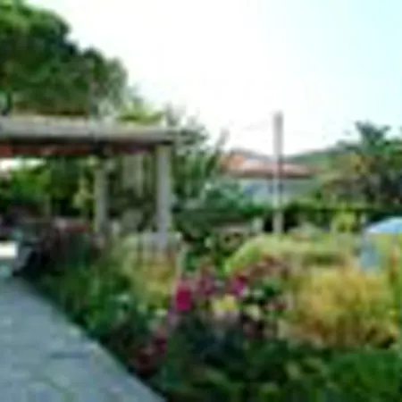 Charming In With Private Garden - 28 M²