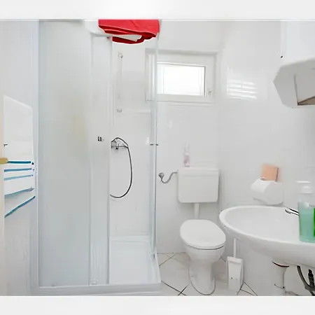 Charming In With Private Garden 28 M² * Kampor